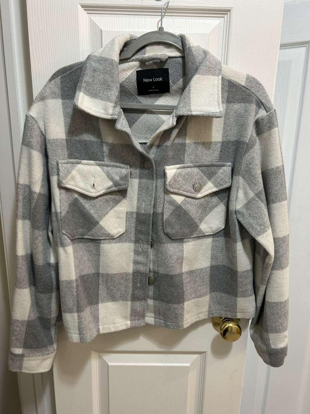 Women’s Gray & Cream Plaid Shacket - New